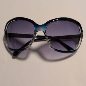 Simply Vera Vera Wang Gradient Blue Sunglasses